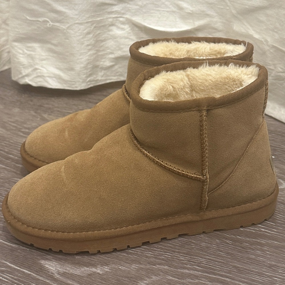Ugg Australia Classic Mini‎ Natural Chestnut Suede Sheepskin Boots Sz 8 Cozycore
